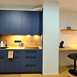 Apartment Duckduckapt - Modern With A Stylish Twist *