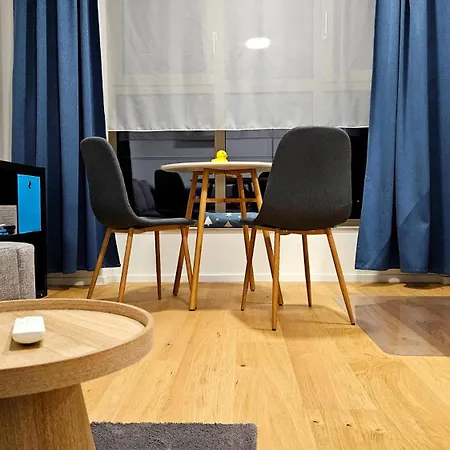 Duckduckapt - Modern With A Stylish Twist Apartmán *