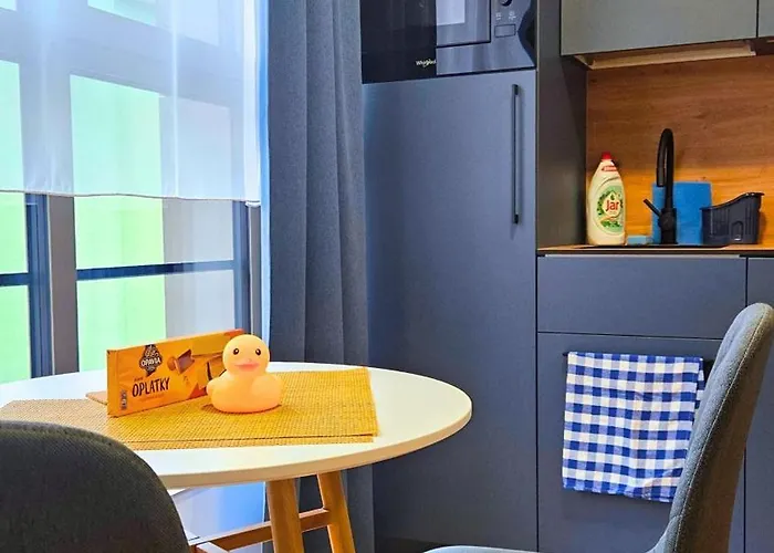 Duckduckapt - Modern With A Stylish Twist Apartment