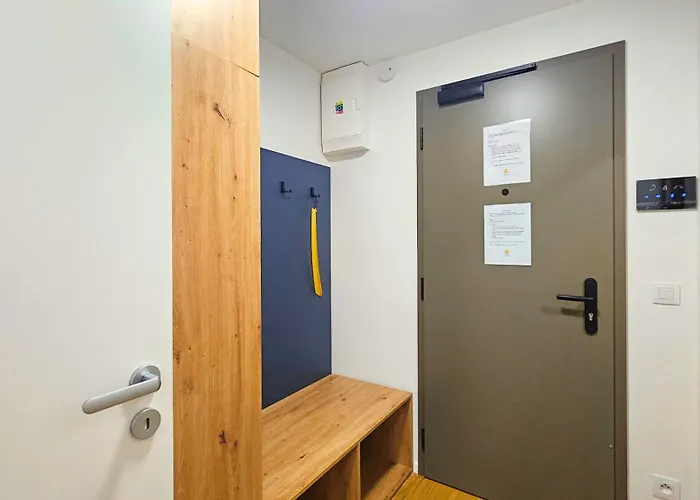 Duckduckapt - Modern With A Stylish Twist Apartment Brno
