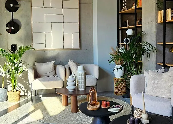 Apartment Duckduckapt - Modern With A Stylish Twist
